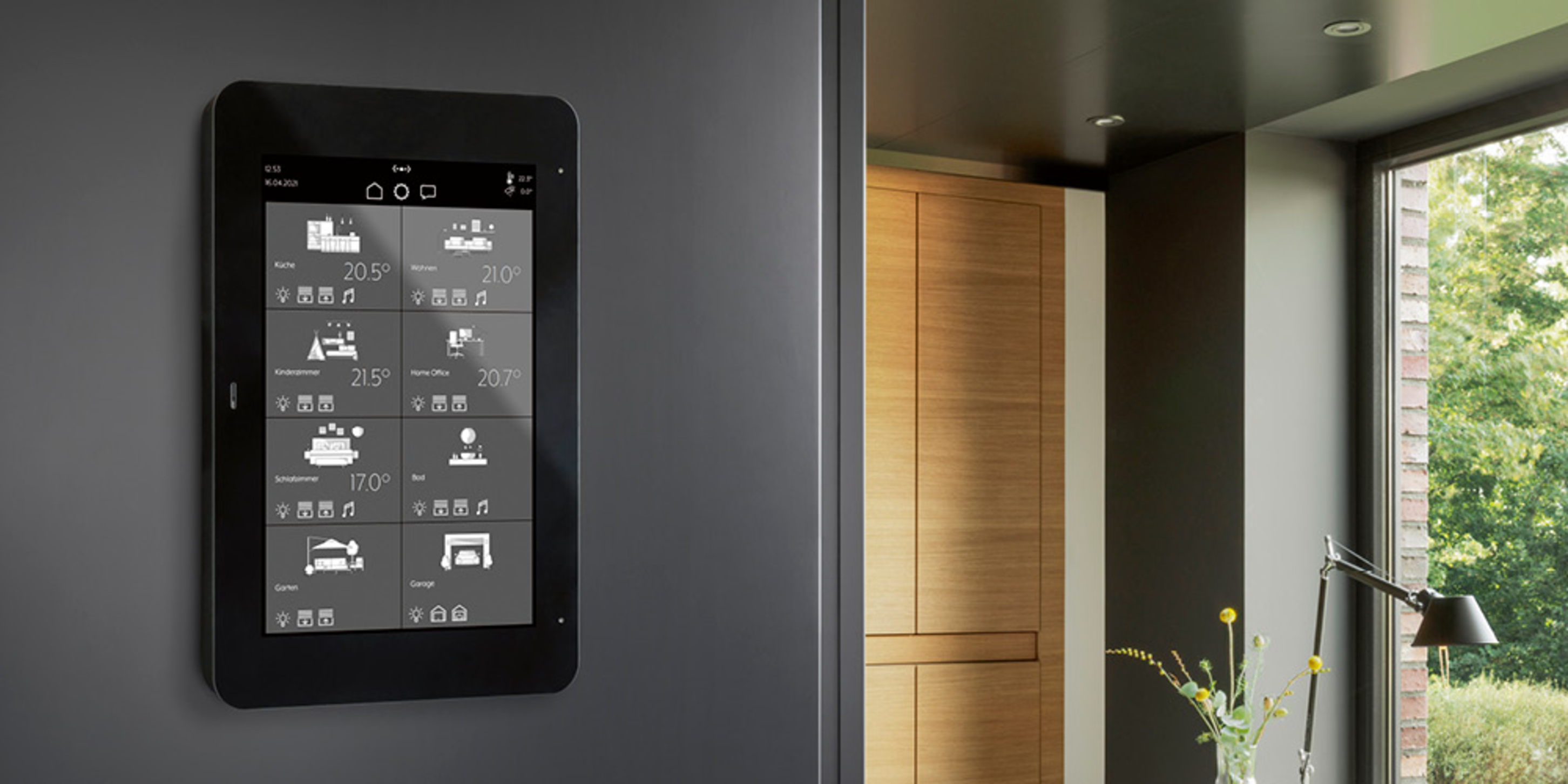 JUNG Smart Panel 8 bei Elektro Eddy in Gelnhausen